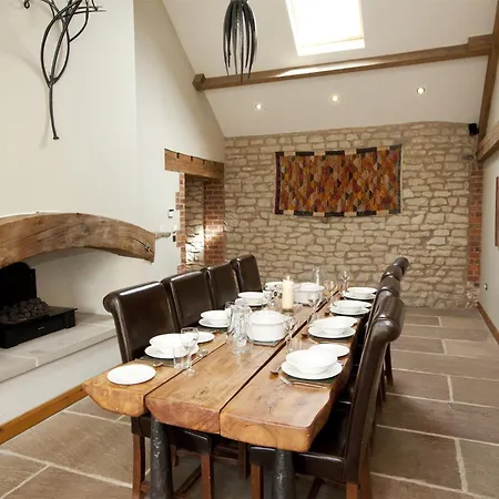 4 Bed In G0146 Hovingham