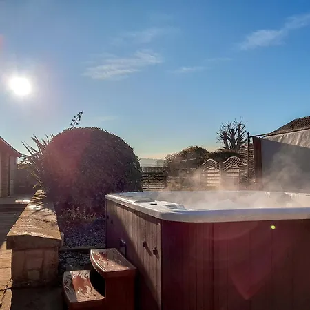 4 Bed In Slingsby Oc-g0146 *